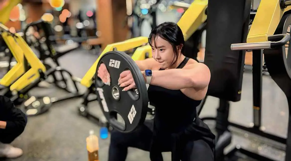 An Da Jeong (Physical 100) - an-da-jeong-physical-100-sexy-12.webp